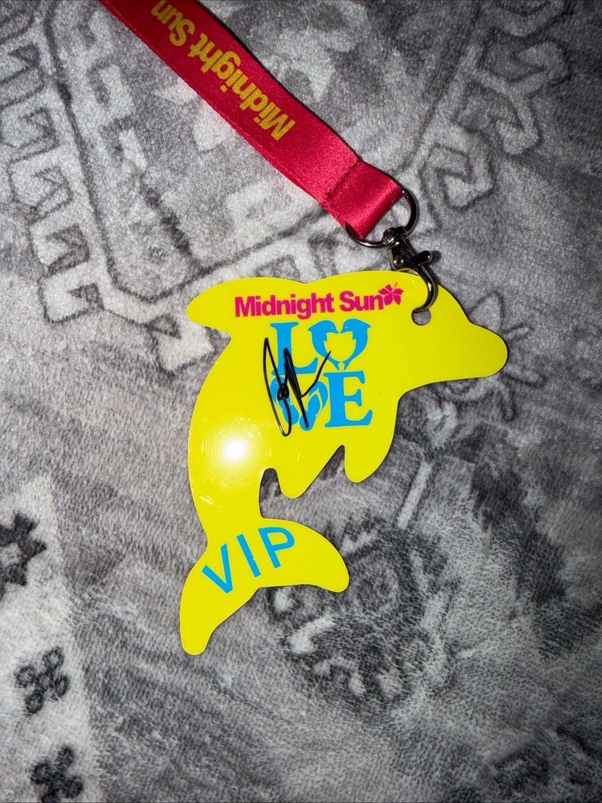 Dolphin VIP 1 Pass MidnightSun