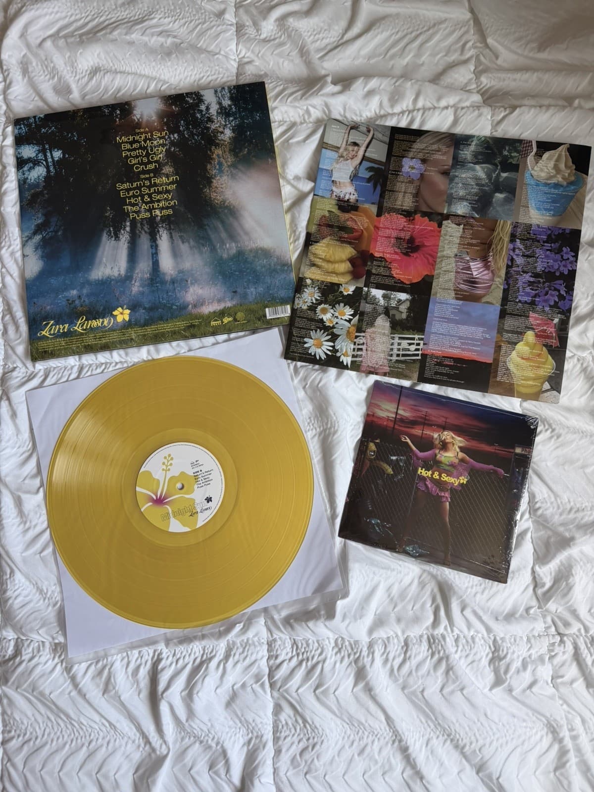 Midnight Sun Tour Hibiscus Yellow Vinyl + Crush / Hot & Sexy Uo 7”